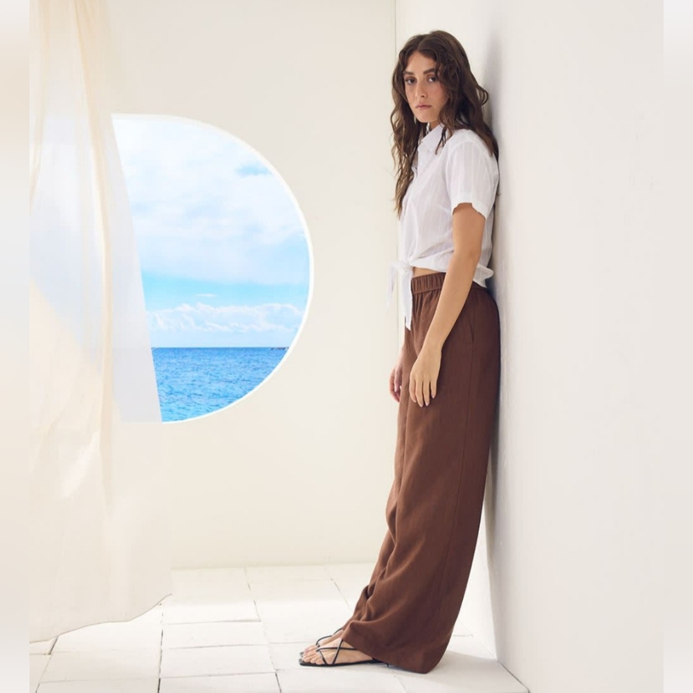 Linen Mid-Rise Wide-Leg Pant